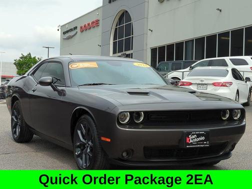 2023 Dodge Challenger SXT
