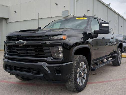 2024 Chevrolet Silverado 2500 Custom