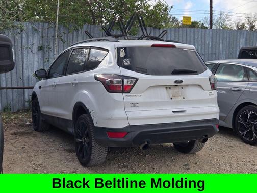 Oxford White 2017 Ford Escape SE