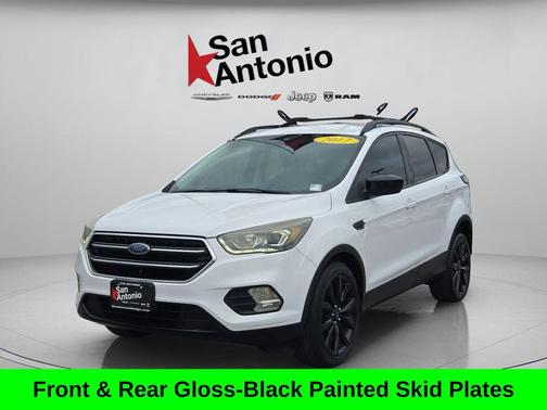 Oxford White 2017 Ford Escape SE