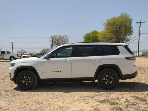 2025 Jeep Grand Cherokee L Altitude
