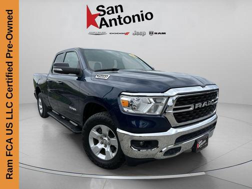 Patriot Blue Pearlcoat 2022 RAM 1500 Big Horn/Lone Star