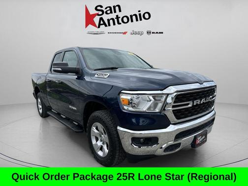Patriot Blue Pearlcoat 2022 RAM 1500 Big Horn/Lone Star