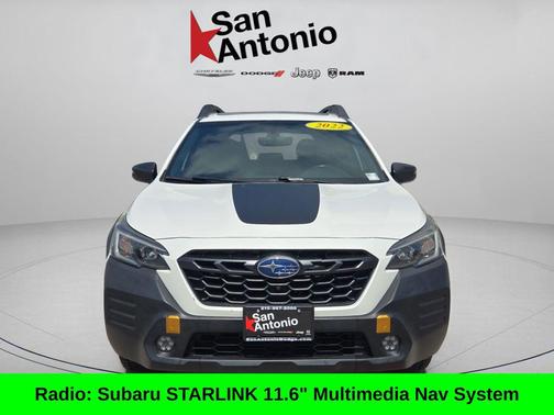 Crystal White Pearl 2022 Subaru Outback Wilderness