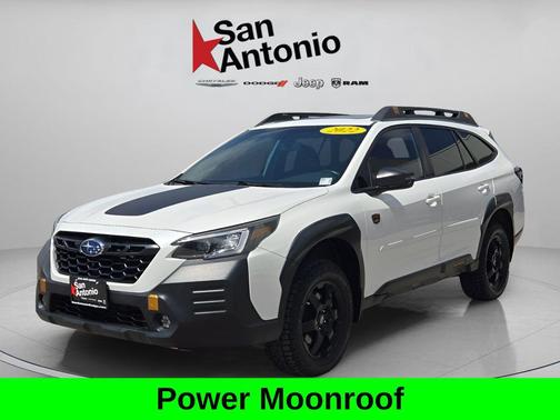 Crystal White Pearl 2022 Subaru Outback Wilderness