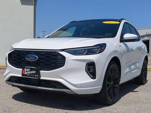 2023 Ford Escape ST-Line Elite