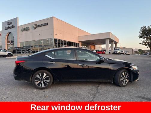 2022 Nissan Altima 2.5 SV