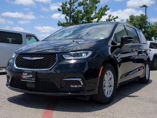2025 Chrysler Pacifica L