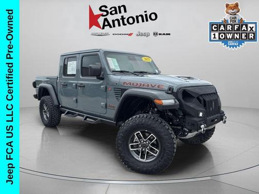 Anvil Clearcoat 2025 Jeep Gladiator Mojave 4x4