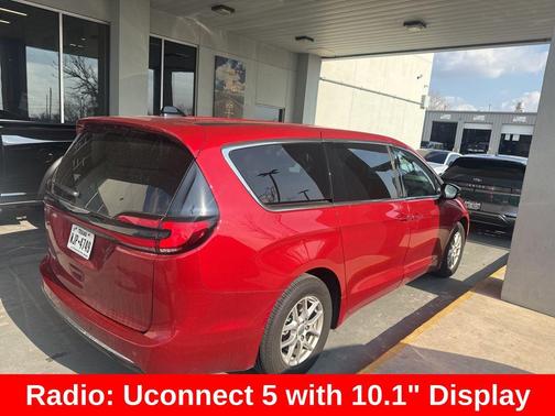 2025 Chrysler Pacifica L