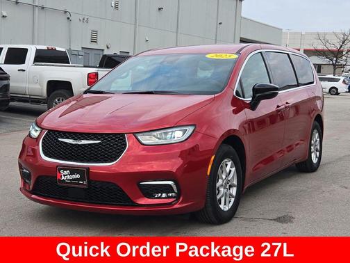 2025 Chrysler Pacifica L