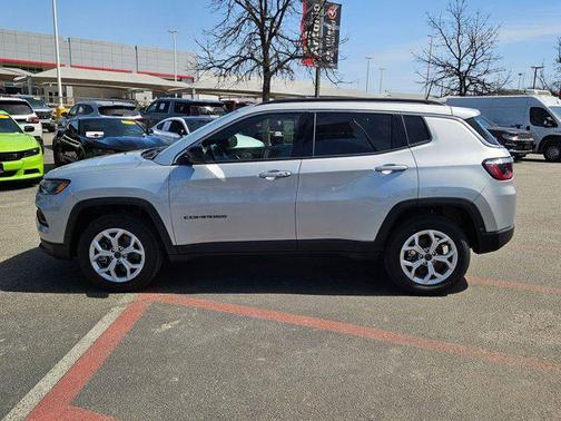 2025 Jeep Compass Latitude