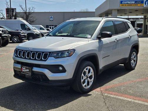 2025 Jeep Compass Latitude