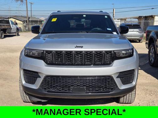 2023 Jeep Grand Cherokee Altitude