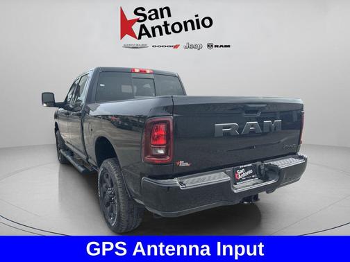 Diamond Black Crystal Pearlcoat 2026 RAM 2500 Black Express
