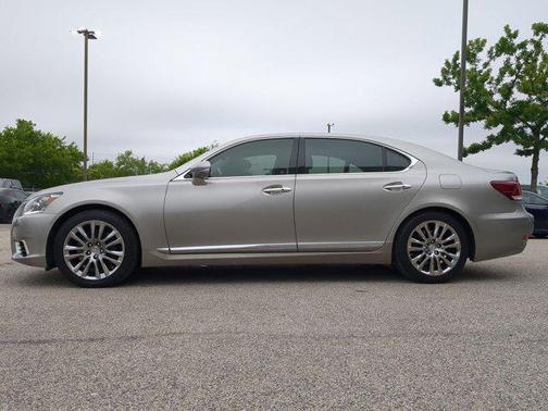 2016 Lexus LS 460 L
