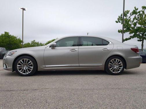 2016 Lexus LS 460 L