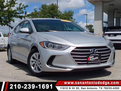 2017 Hyundai ELANTRA SE