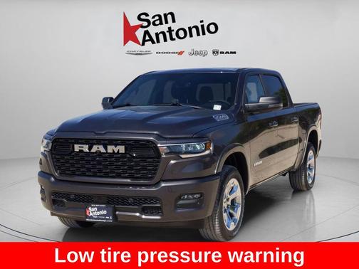 Granite Crystal Metallic Clearcoat 2026 RAM 1500 Big Horn/Lone Star