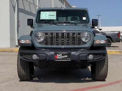 2025 Jeep Gladiator Nighthawk