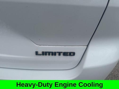 Bright White Clearcoat 2023 Jeep Grand Cherokee Limited