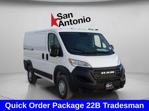 Bright White Clearcoat 2026 RAM ProMaster 1500 Low Roof