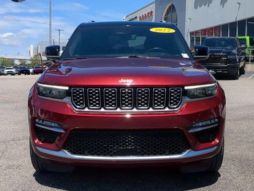 2022 Jeep Grand Cherokee Summit