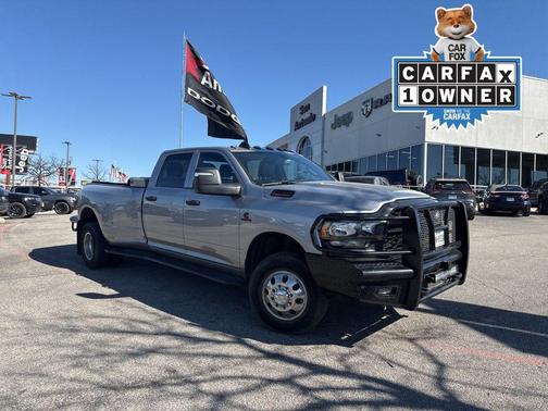 2024 RAM 3500 Tradesman Crew Cab 4x4 8' Box