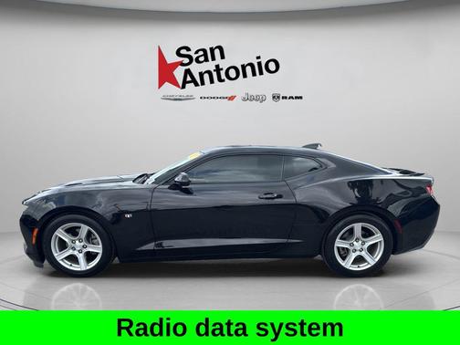 Mosaic Black Metallic 2017 Chevrolet Camaro 1LT