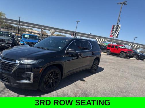 2022 Chevrolet Traverse LS