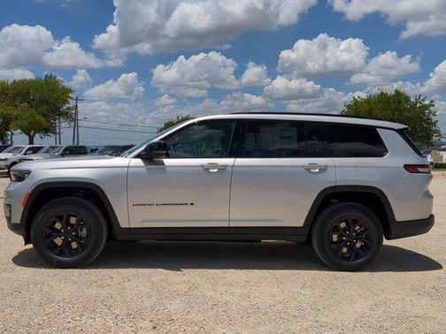 2025 Jeep Grand Cherokee L Altitude