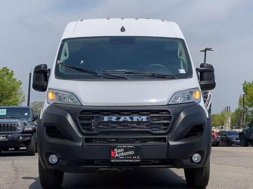 2025 RAM ProMaster 2500 Tradesman