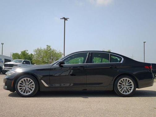 2023 BMW 530 i