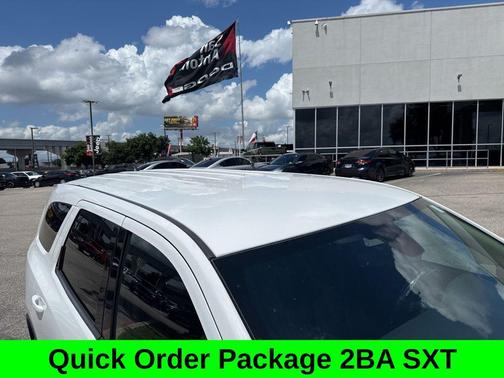 White Knuckle Clearcoat 2021 Dodge Durango SXT RWD