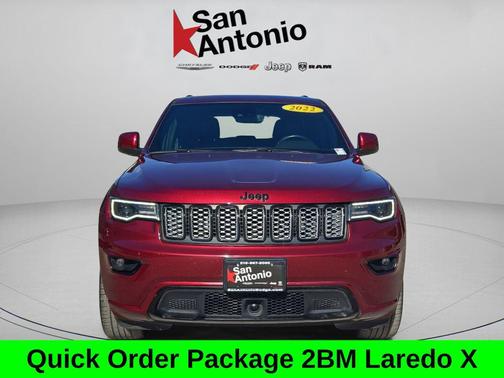 2022 Jeep Grand Cherokee Laredo