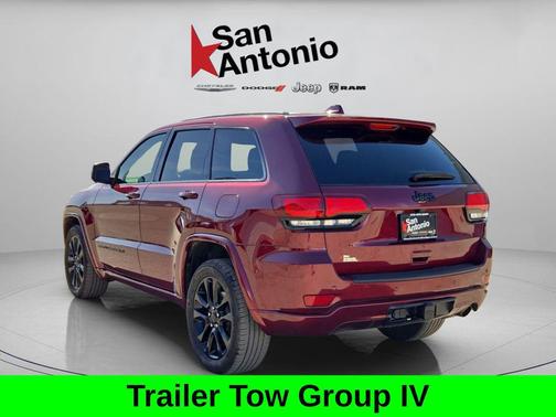 2022 Jeep Grand Cherokee Laredo
