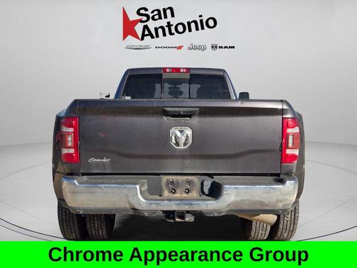 Granite Crystal Metallic Clearcoat 2020 RAM 3500 Tradesman Crew Cab 4x4 8' Box