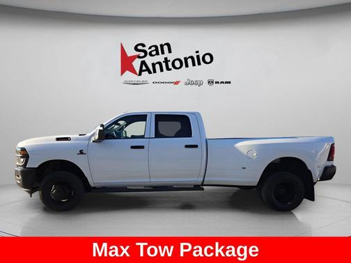 2026 RAM 3500 Tradesman Crew Cab 4x4 8' Box