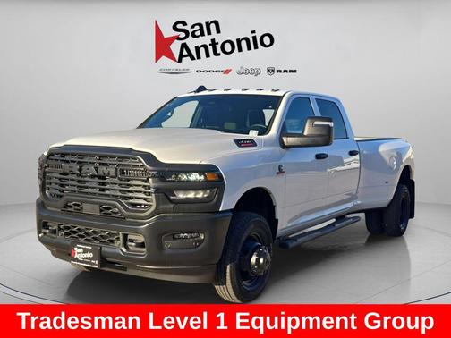 2026 RAM 3500 Tradesman Crew Cab 4x4 8' Box