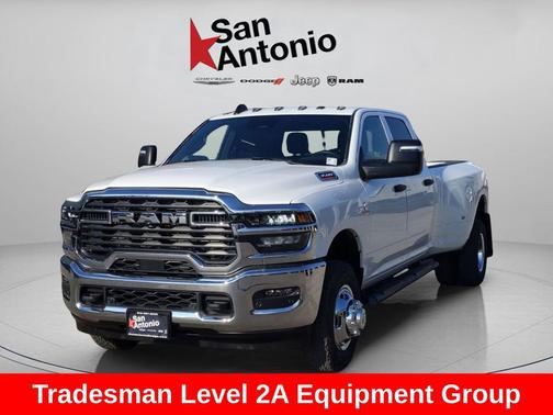 2026 RAM 3500 Tradesman Crew Cab 4x4 8' Box