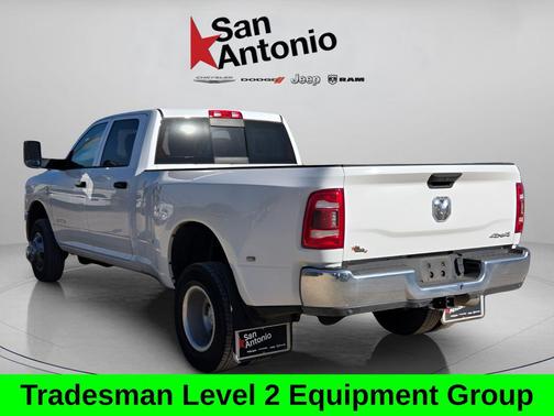 2020 RAM 3500 Tradesman Crew Cab 4x4 8' Box