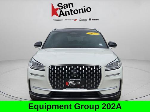 Pristine White Metallic Tri-Coat 2023 Lincoln Corsair Reserve