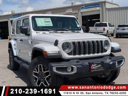 2025 Jeep Wrangler 4-Door Sahara 4x4