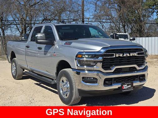 2026 RAM 2500 Tradesman Crew Cab 4x4 8' Box