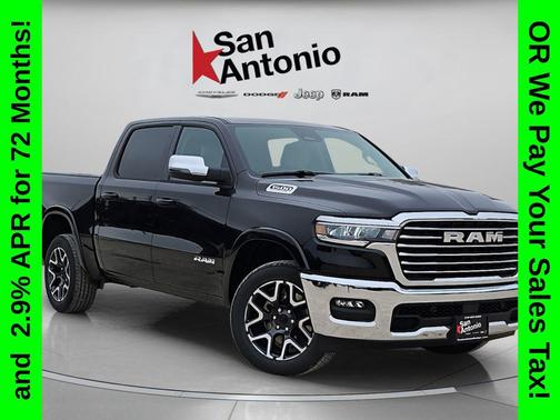 Diamond Black Crystal Pearlcoat 2026 RAM 1500 Laramie
