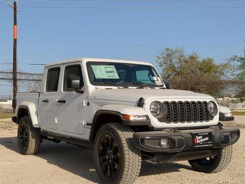 2025 Jeep Gladiator Nighthawk