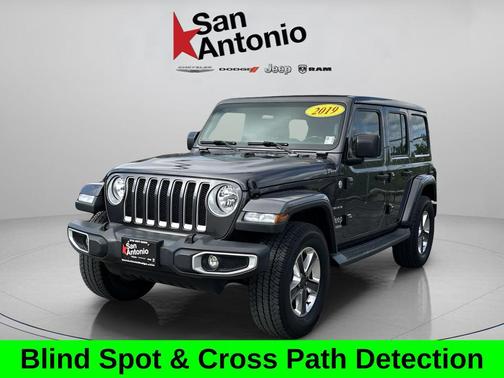 Granite Crystal Metallic Clearcoat 2019 Jeep Wrangler Unlimited Sahara
