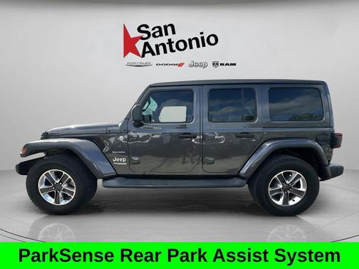 Granite Crystal Metallic Clearcoat 2019 Jeep Wrangler Unlimited Sahara