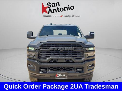 2026 RAM 2500 Tradesman Crew Cab 4x4 6'4' Box