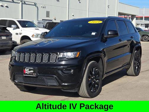 2019 Jeep Grand Cherokee Altitude